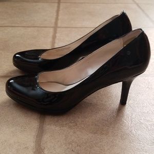 Etienne Aigner heels sz 9